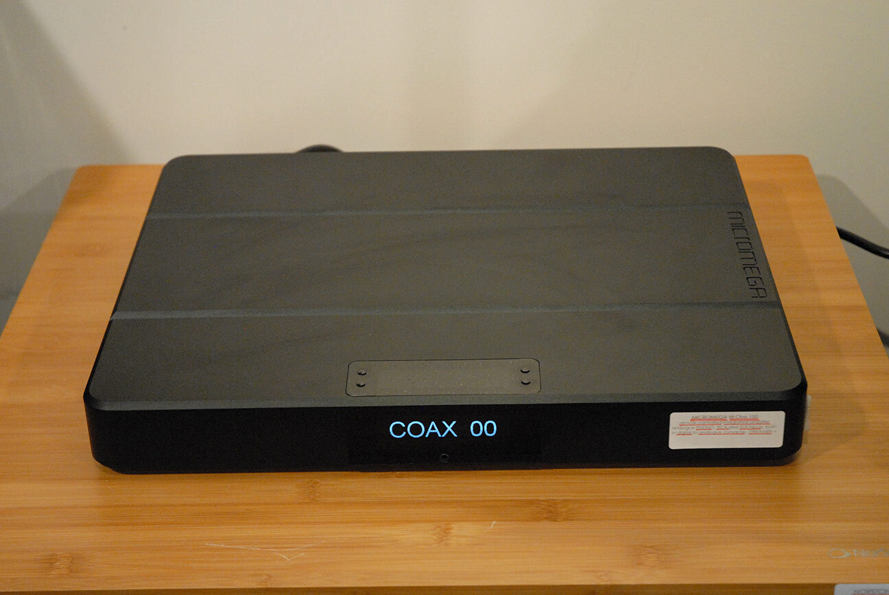 Micromega solid state integrated amplifier
