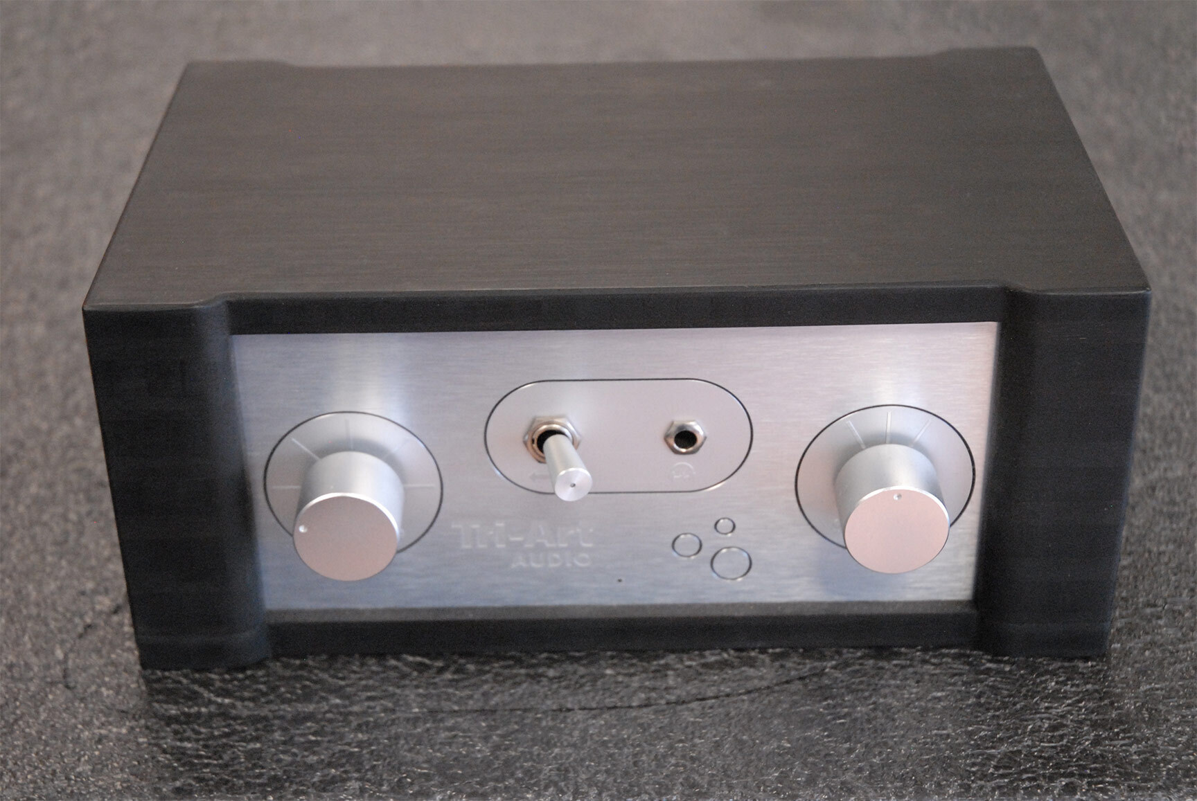 Tri-Art integrated amplifier